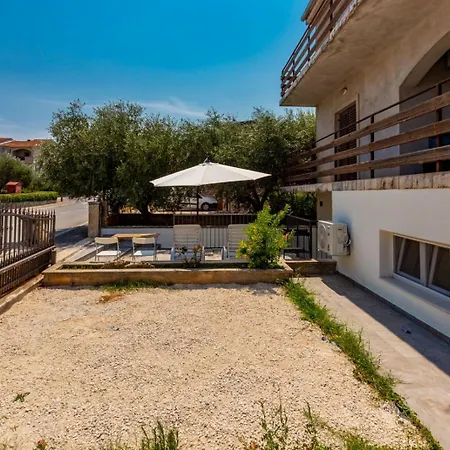 Apartment Dragica *